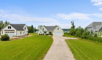 6097 Summerside Dr, Alanson, MI 49706