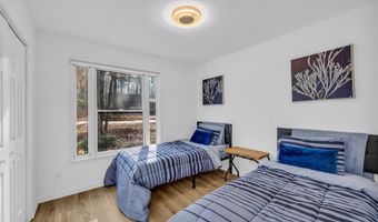 489 River Chase Dr, Athens, GA 30605