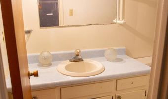 537 City Cir, Baxley, GA 31513