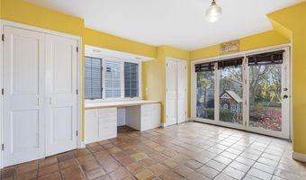 73 Thames St 1, Newport, RI 02840