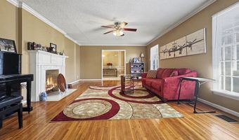 220 4th St SE, Aliceville, AL 35442