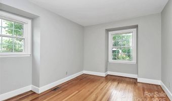 4210 Pepperidge Dr, Charlotte, NC 28226