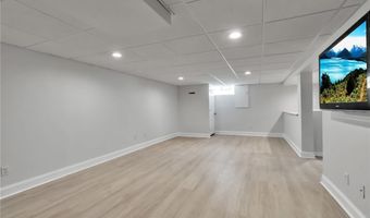 10 San Mateo Ct, Amherst, NY 14051