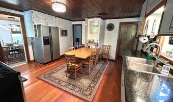 112 East Ave, Burlington, VT 05401