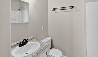 512 Carrison St, Camden, SC 29020