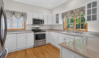 3038 Aspen Rd, Ames, IA 50014