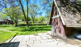 128 Elizabeth Dr, Aberdeen, SD 57401