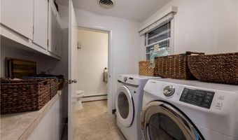 165 Kent Dr, East Greenwich, RI 02818
