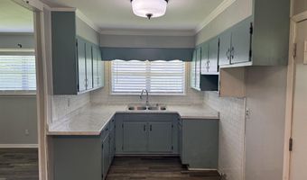 202 Katherine Dr, Albertville, AL 35951