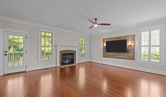 3005 Canopy Woods Dr, Apex, NC 27539