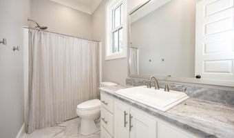 818 Park Blvd, Baton Rouge, LA 70806