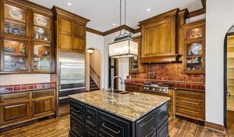 115 E Pine Meadow Ct, Andover, KS 67002