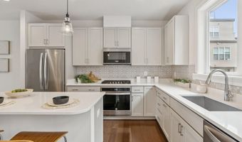 8044 RED HOOK St, Rockville, MD 20855