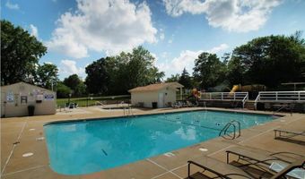 160 Cumberland Park Ct G, Ballwin, MO 63011