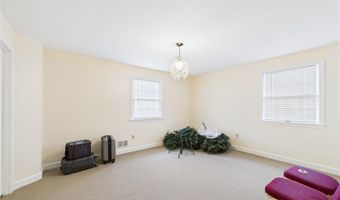 150 Central Ave, Johnston, RI 02919