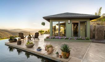 20877 Wild Willow Hollow Rd, Escondido, CA 92029