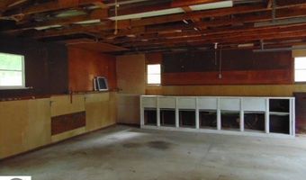 422 E Walnut St, Alma, MI 48801