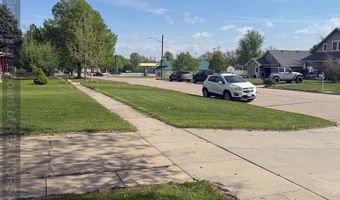 1409 13th St, Aurora, NE 68818