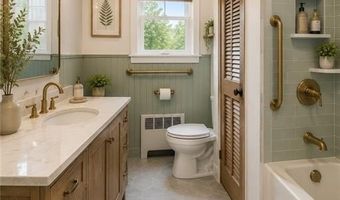 123 Oxford St, Cranston, RI 02920