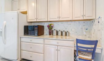 9454 SEVEN LOCKS Rd, Bethesda, MD 20817