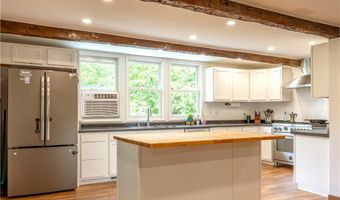 162 Alpine St, Aliquippa, PA 15001