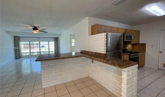 9465 Nassau Dr, Cutler Bay, FL 33189