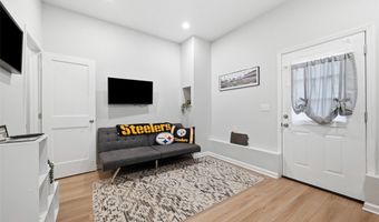 1912 Fox Way, Airville, PA 15203