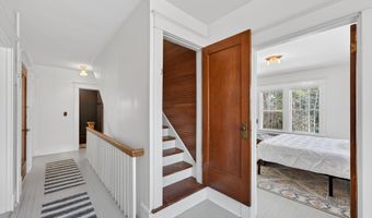 92 Pinewood Ave, Bethlehem, NH 03574