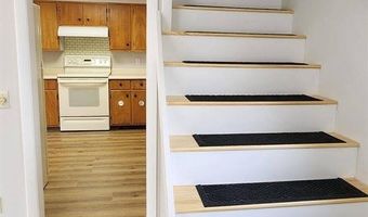 24 Warwick St, Bangor, ME 04401