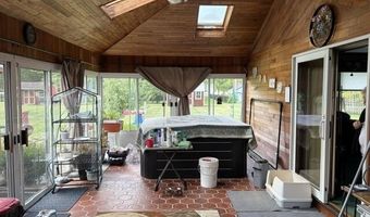 315 S Park Dr, Ada, OH 45810