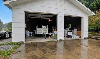 2935 NE Walnut Rd, Avondale, MO 64117