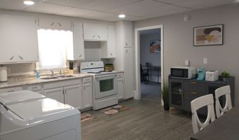 20 Temple St, Auburn, ME 04210