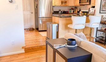 140 N BEDFORD St A, Arlington, VA 22201
