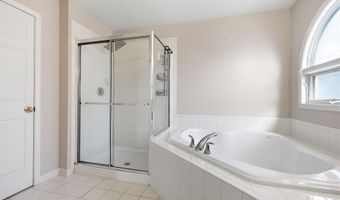 25 BRITTANY Ct, Atlantic Highlands, NJ 07716