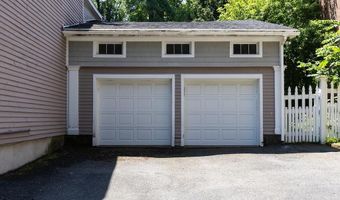 10 Ten Broeck Pl, Albany, NY 12210