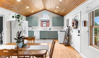 7432 COUNTY ROAD A, Almond, WI 54909