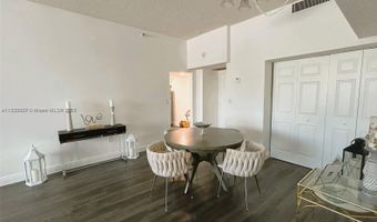 20515 E Country Club Dr 142, Aventura, FL 33180