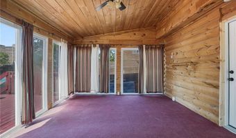 17 Padelford Ave, East Providence, RI 02915