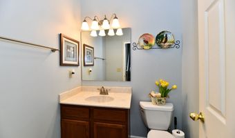 938 Weeping Way Ln, Avon, IN 46123