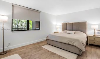 3350 NE 192nd St 4Q-B, Aventura, FL 33180