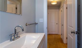 429 Forest Ave, Middletown, RI 02842