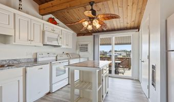 201 Freeman Ln A, Atlantic Beach, NC 28512