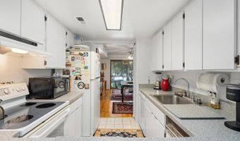 12 PENNY Ln #12, Baltimore, MD 21209