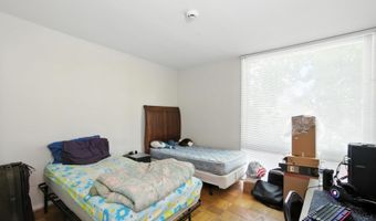 4979 BATTERY Ln 4979-1, Bethesda, MD 20814