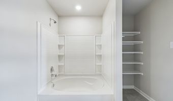 7037 Bexley Ct, Alexandria, LA 71303