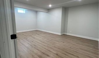 825 Club Dr W, Aurora, OH 44202