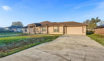 140 NE 7th St, Belle Glade, FL 33430