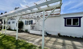 16131 W HOFFELDT Ln 18, Brookings, OR 97415
