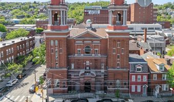2132 Sarah St 201, Airville, PA 15203