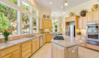 5569 Pepperwood Rd, Santa Rosa, CA 95409